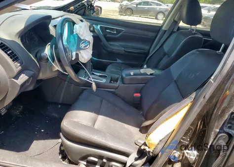 2017 Nissan Altima 2.5 z USA, uszkodzony, nr VIN 1N4AL3AP0HC264067